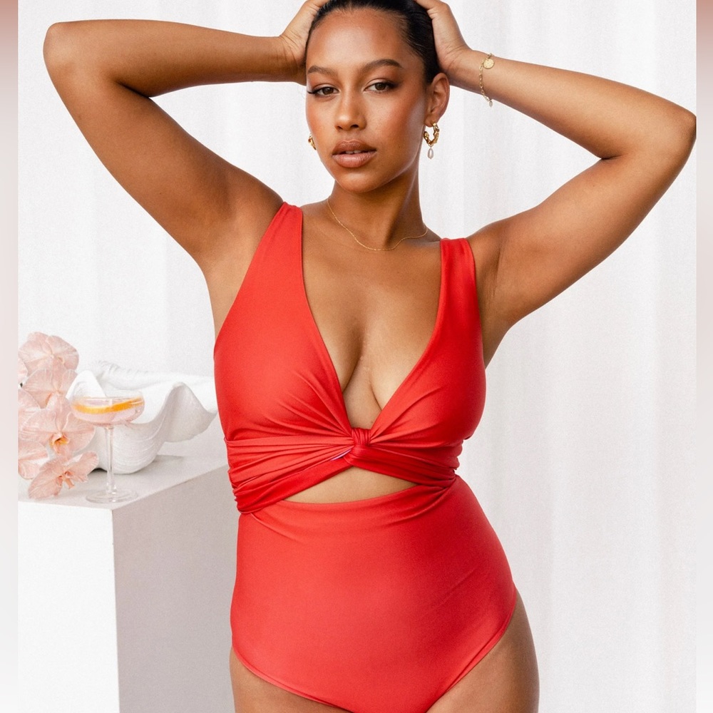 Baiia sustainable Australian swimsuit, reversible. NWT size 6